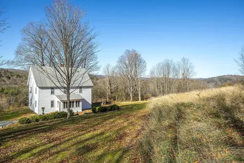 62 Grout Road Hartland VT 05048