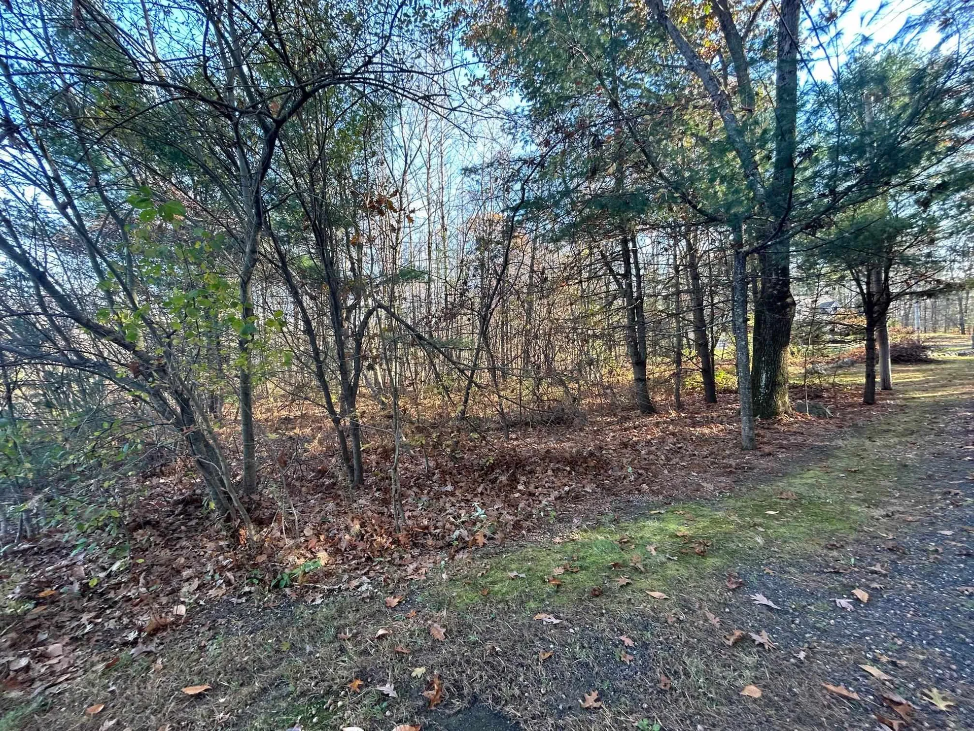 9 Bowley Road East Kingston NH 03827