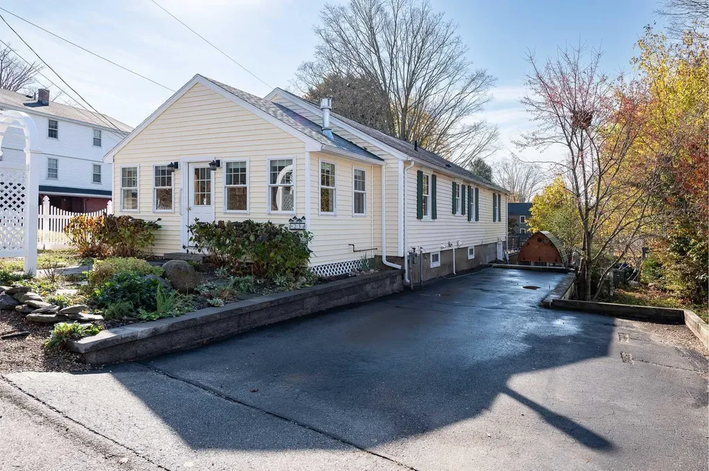 23 Prospect Street Exeter NH 03833
