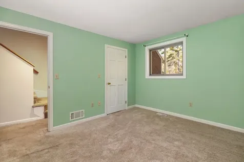 153 Coffin Road Epping NH 03042