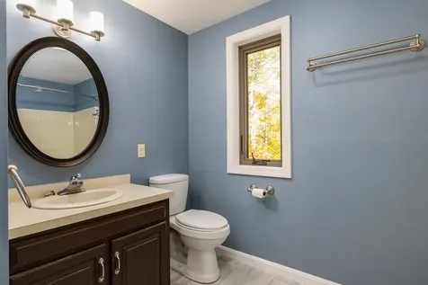 153 Coffin Road Epping NH 03042