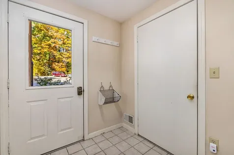 153 Coffin Road Epping NH 03042