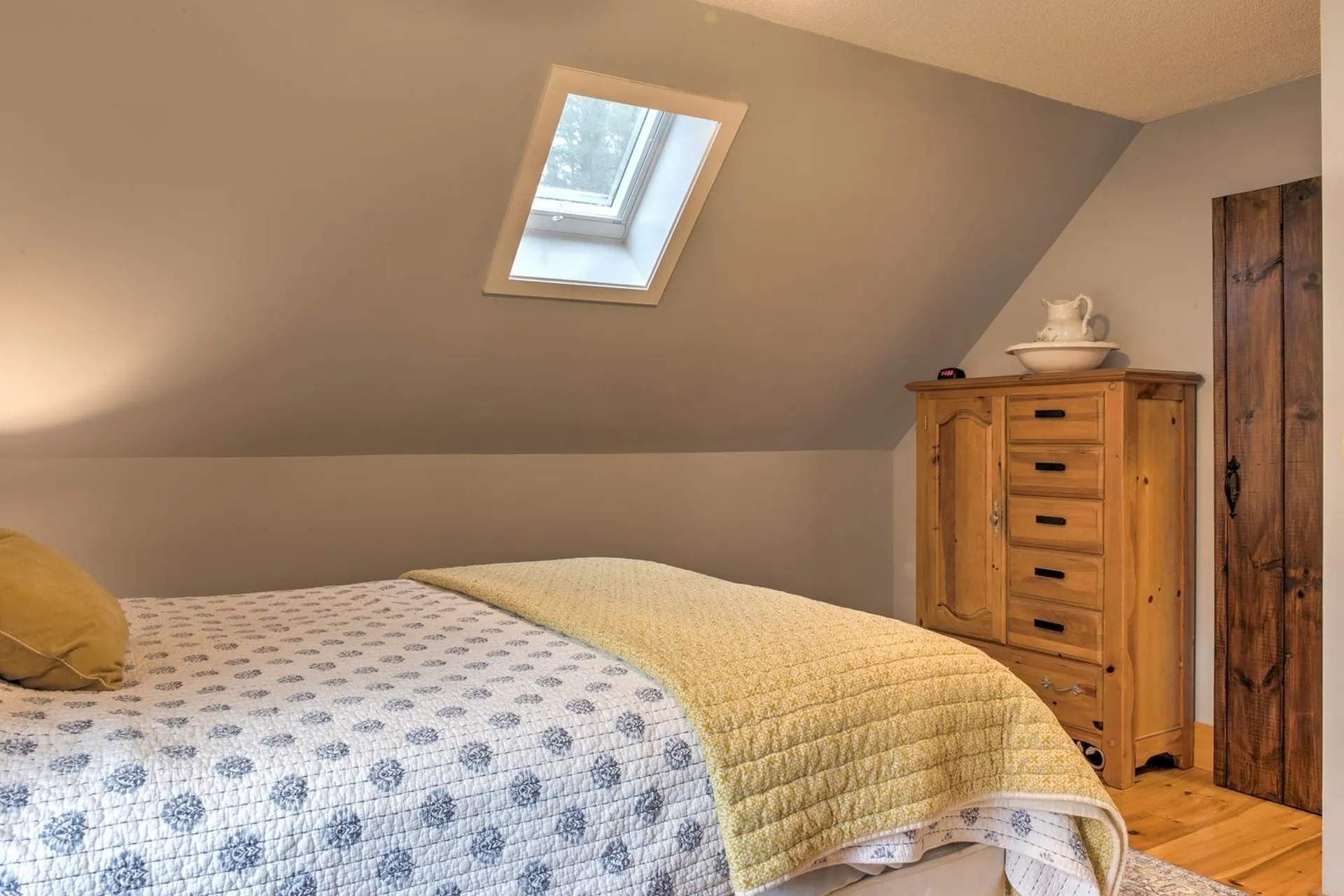 34 West Shore Road Swanzey NH 03446