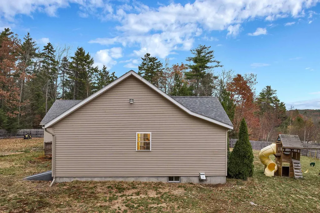 66 Old Beaver Road New Ipswich NH 03071