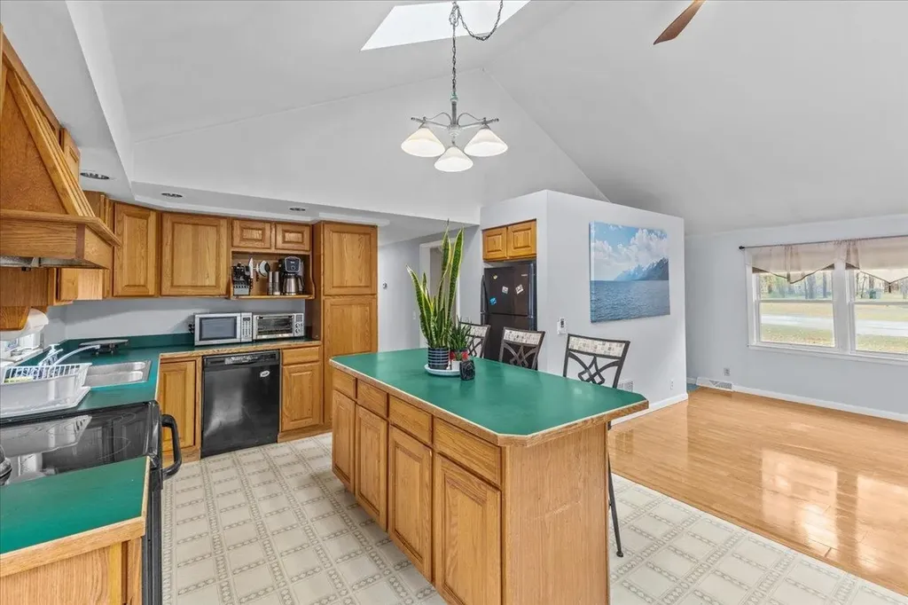 106 Jericho Road Essex VT 05452
