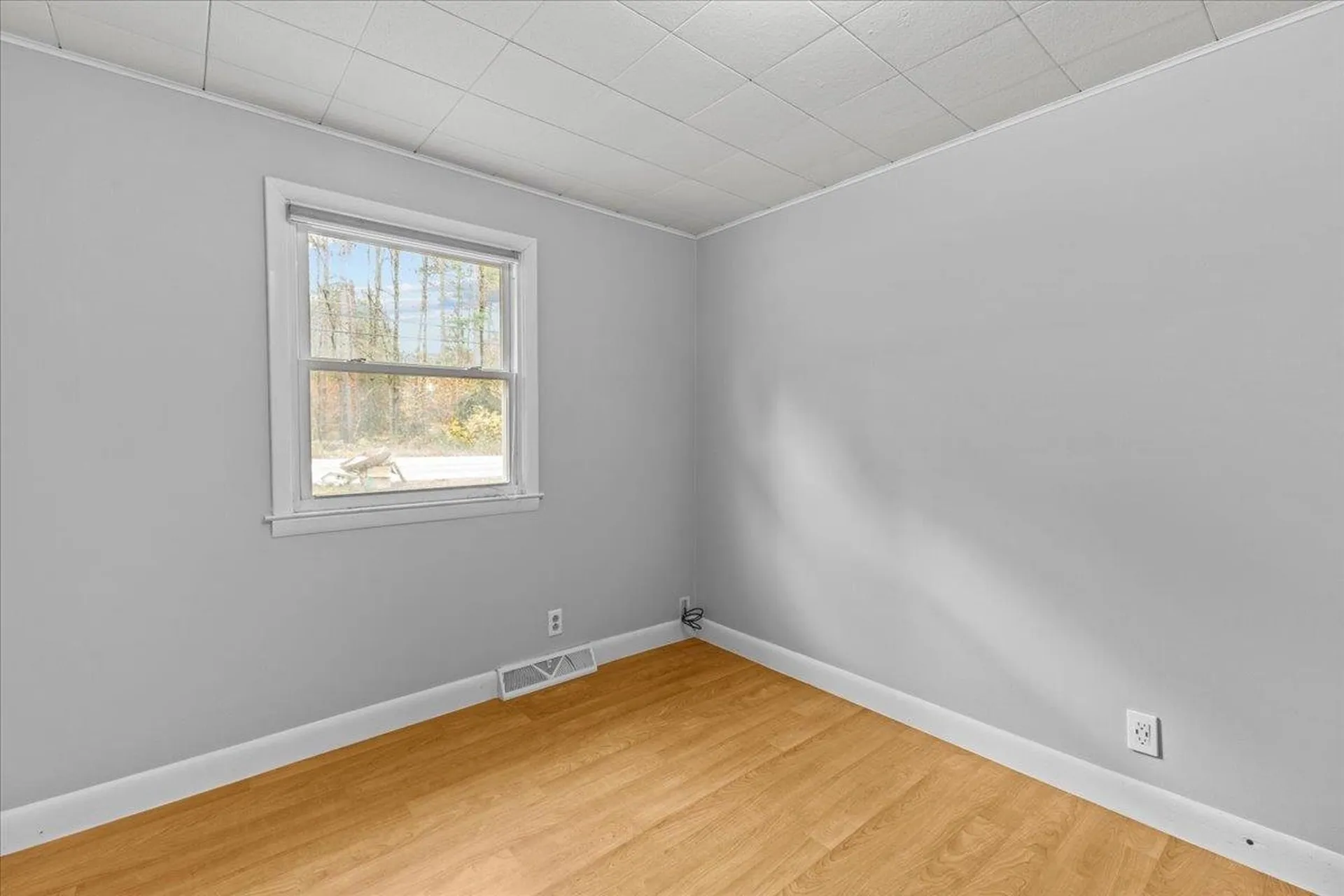 106 Jericho Road Essex VT 05452