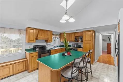 106 Jericho Road Essex VT 05452