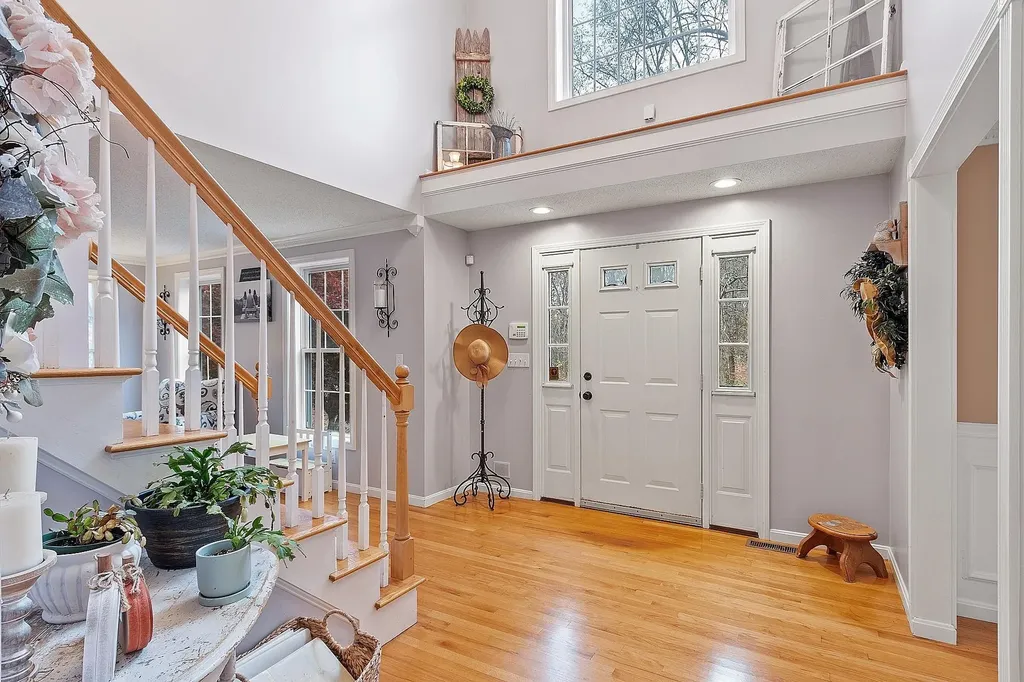 129 Dutton Road Pelham NH 03076