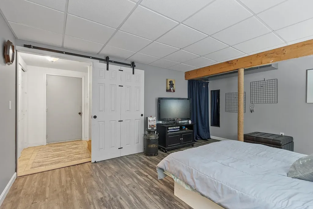129 Dutton Road Pelham NH 03076