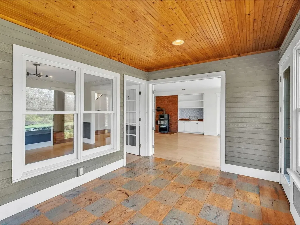 181 Windswept Lane Charlotte VT 05445