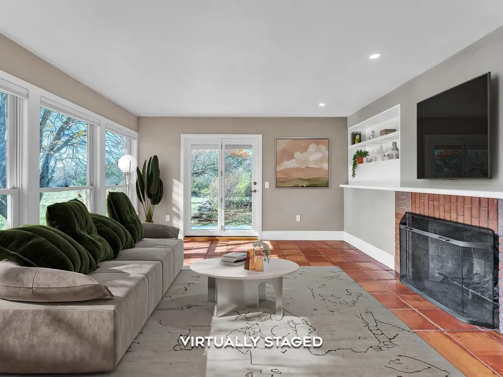 181 Windswept Lane Charlotte VT 05445