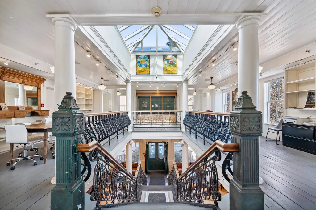 15 Lebanon Street Hanover NH 03755