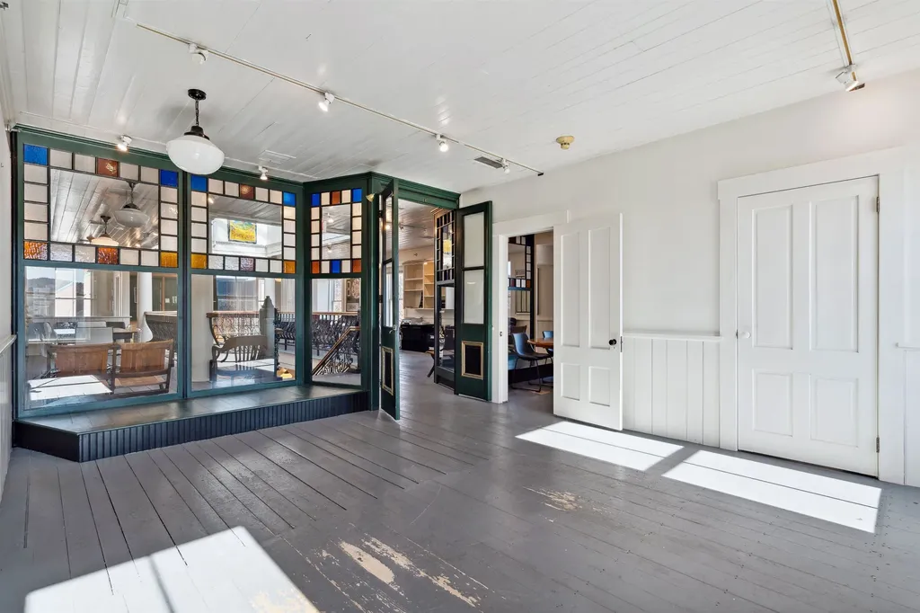 15 Lebanon Street Hanover NH 03755