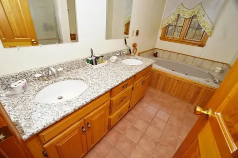 19 Fieldstone Drive Hampstead NH 03841