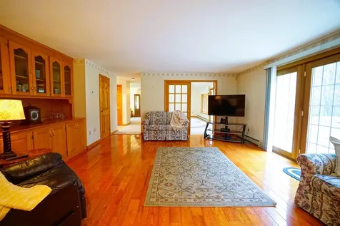 19 Fieldstone Drive Hampstead NH 03841