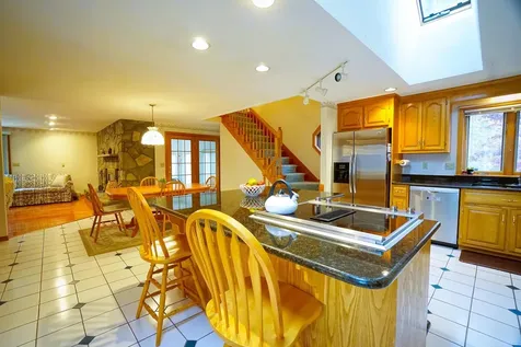 19 Fieldstone Drive Hampstead NH 03841