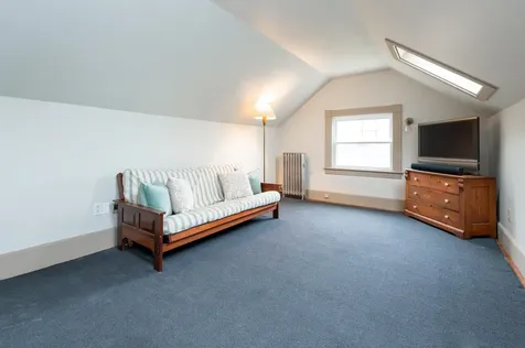 256 N Bay Street Manchester NH 03104