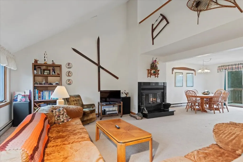 32e Crosstown Road Dover VT 05356