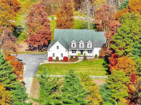 13 Veterans Road Amherst NH 03031