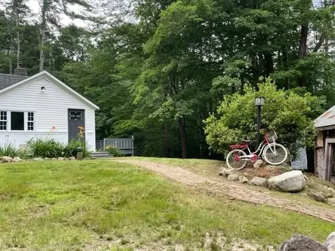 6 Morgan Lane Sutton NH 03260