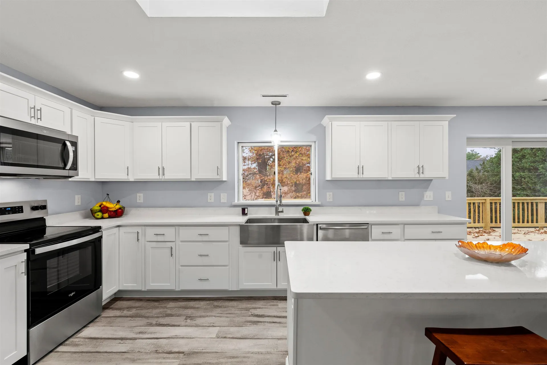 14 Abbott Street Hudson NH 03051