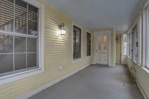 3 Amesbury Road Newton NH 03858