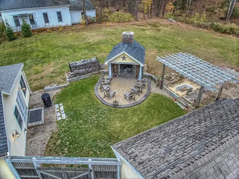 3 Amesbury Road Newton NH 03858