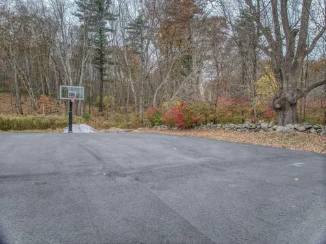 3 Amesbury Road Newton NH 03858