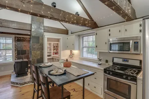 3 Amesbury Road Newton NH 03858