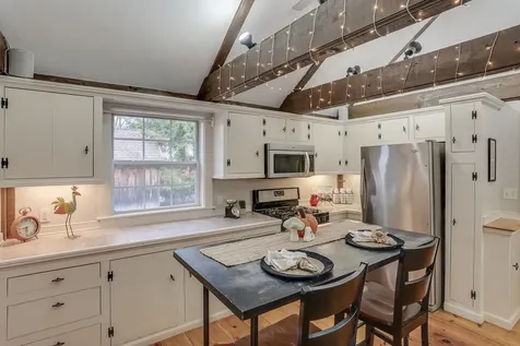 3 Amesbury Road Newton NH 03858