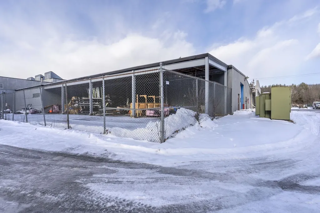 166 W Main Street Hillsborough NH 03244