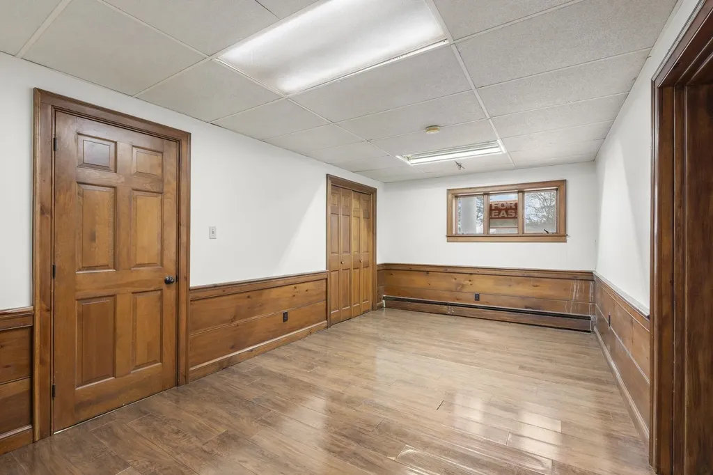 166 W Main Street Hillsborough NH 03244