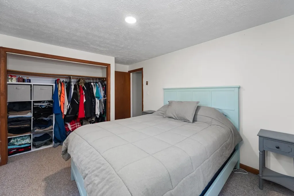 32 Plaza Village Road Plymouth NH 03264