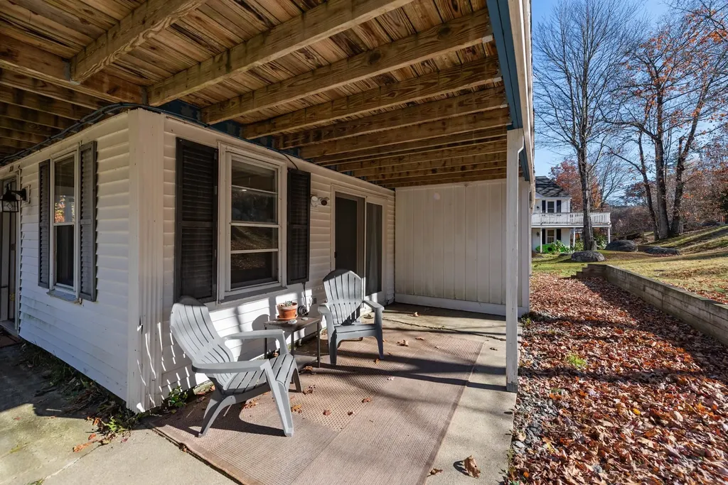 32 Plaza Village Road Plymouth NH 03264