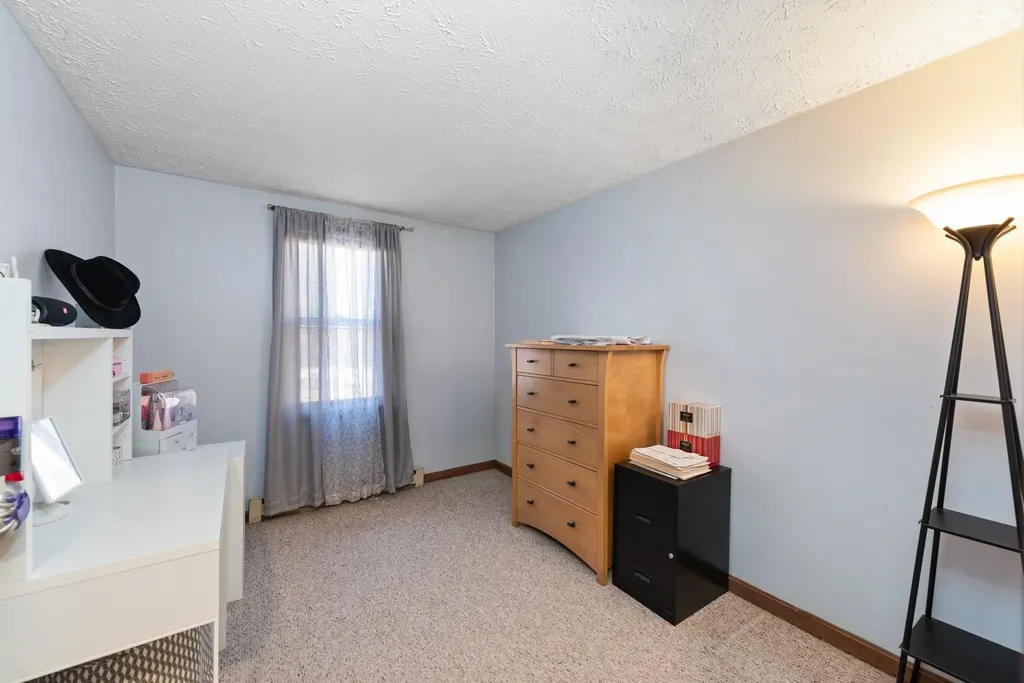 32 Plaza Village Road Plymouth NH 03264