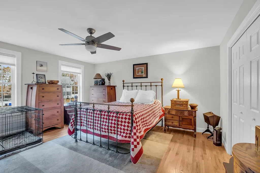 5 Laurel Landing Hudson NH 03051