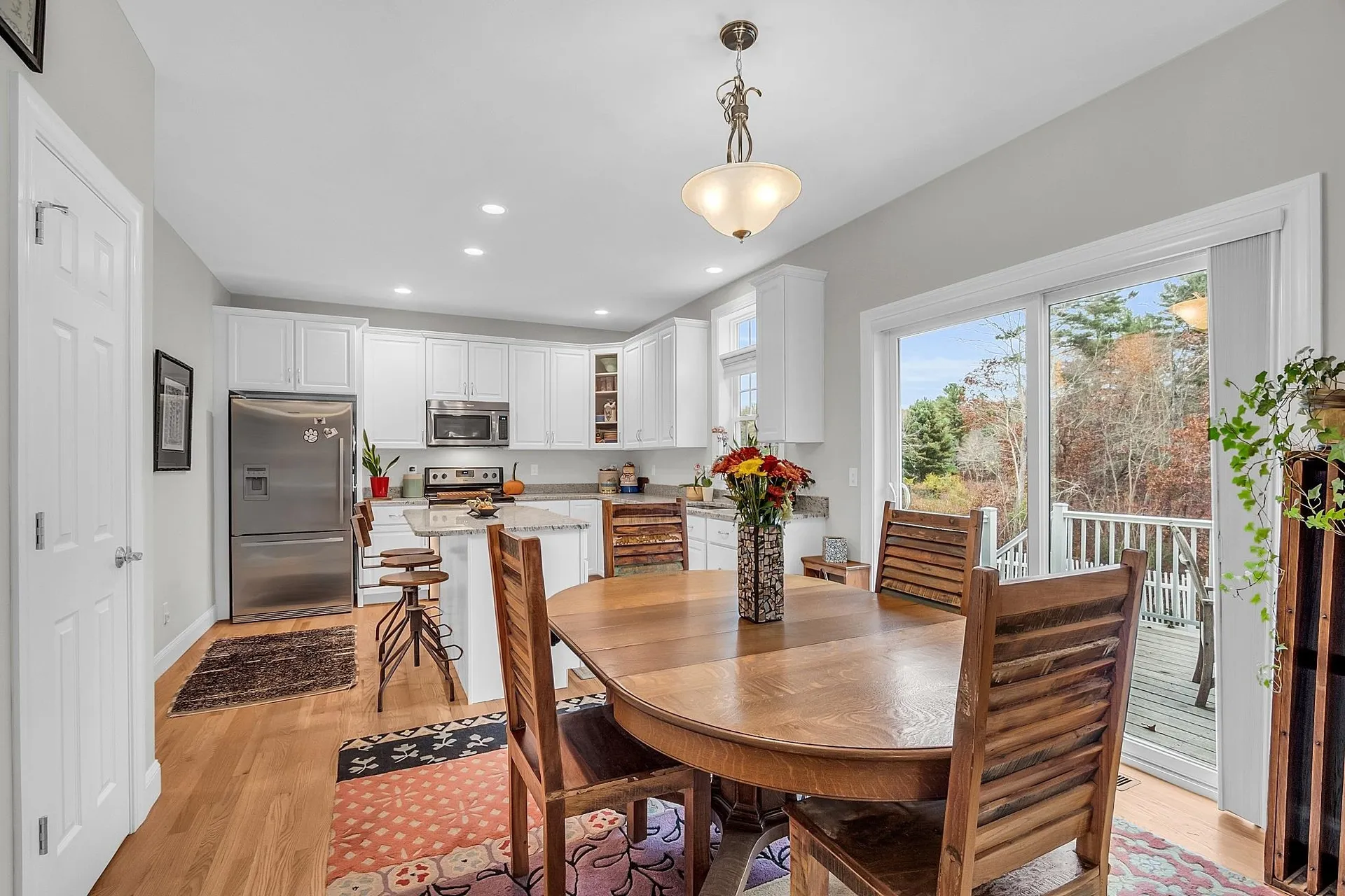 5 Laurel Landing Hudson NH 03051