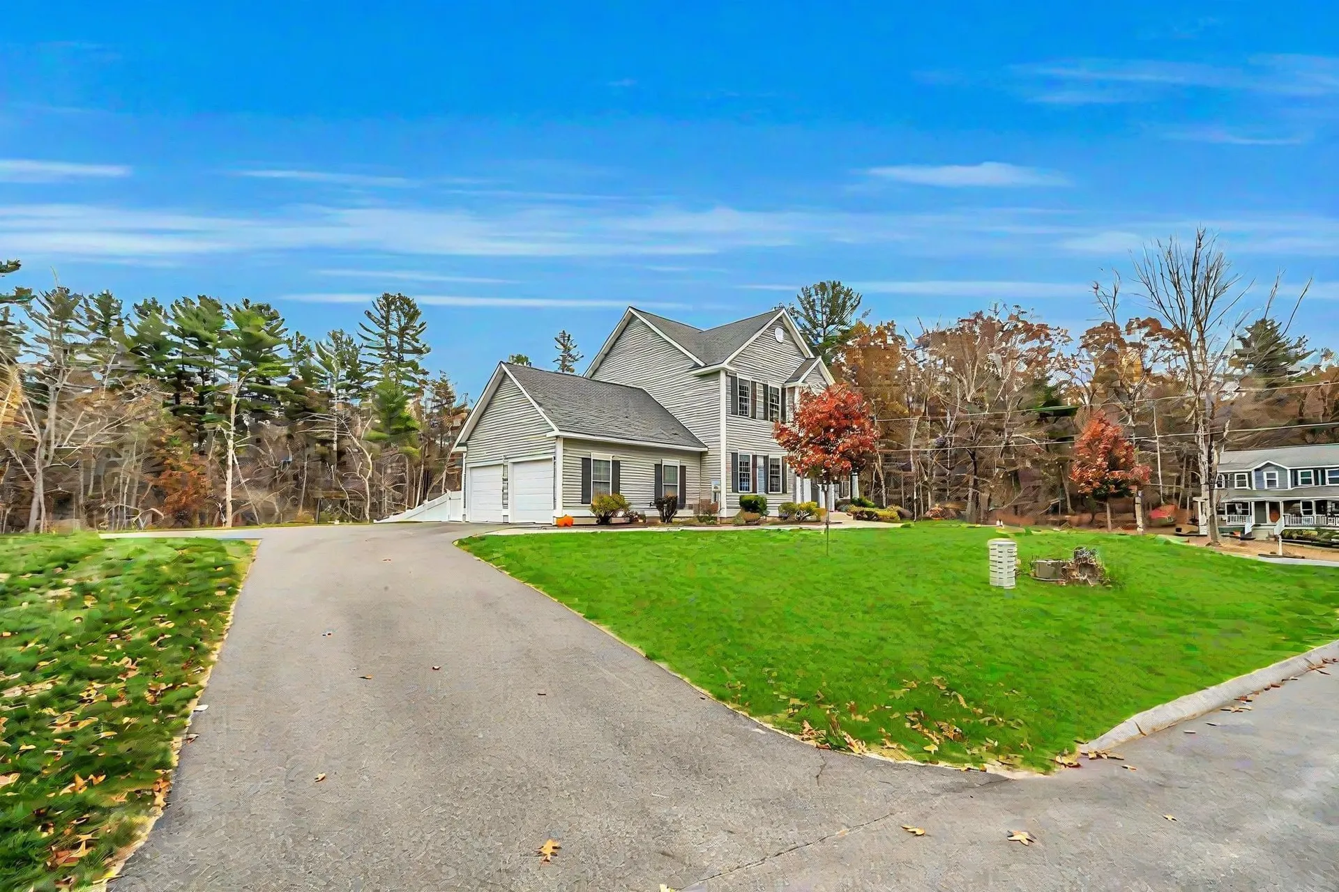 5 Laurel Landing Hudson NH 03051