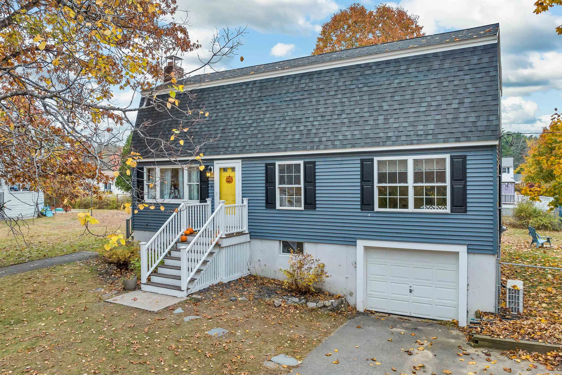 7 Hanson Avenue Salem NH 03079
