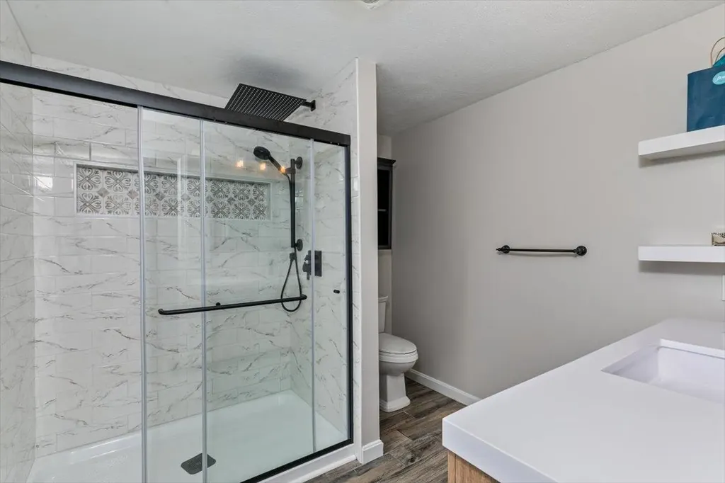 158 N Main Street Salem NH 03079