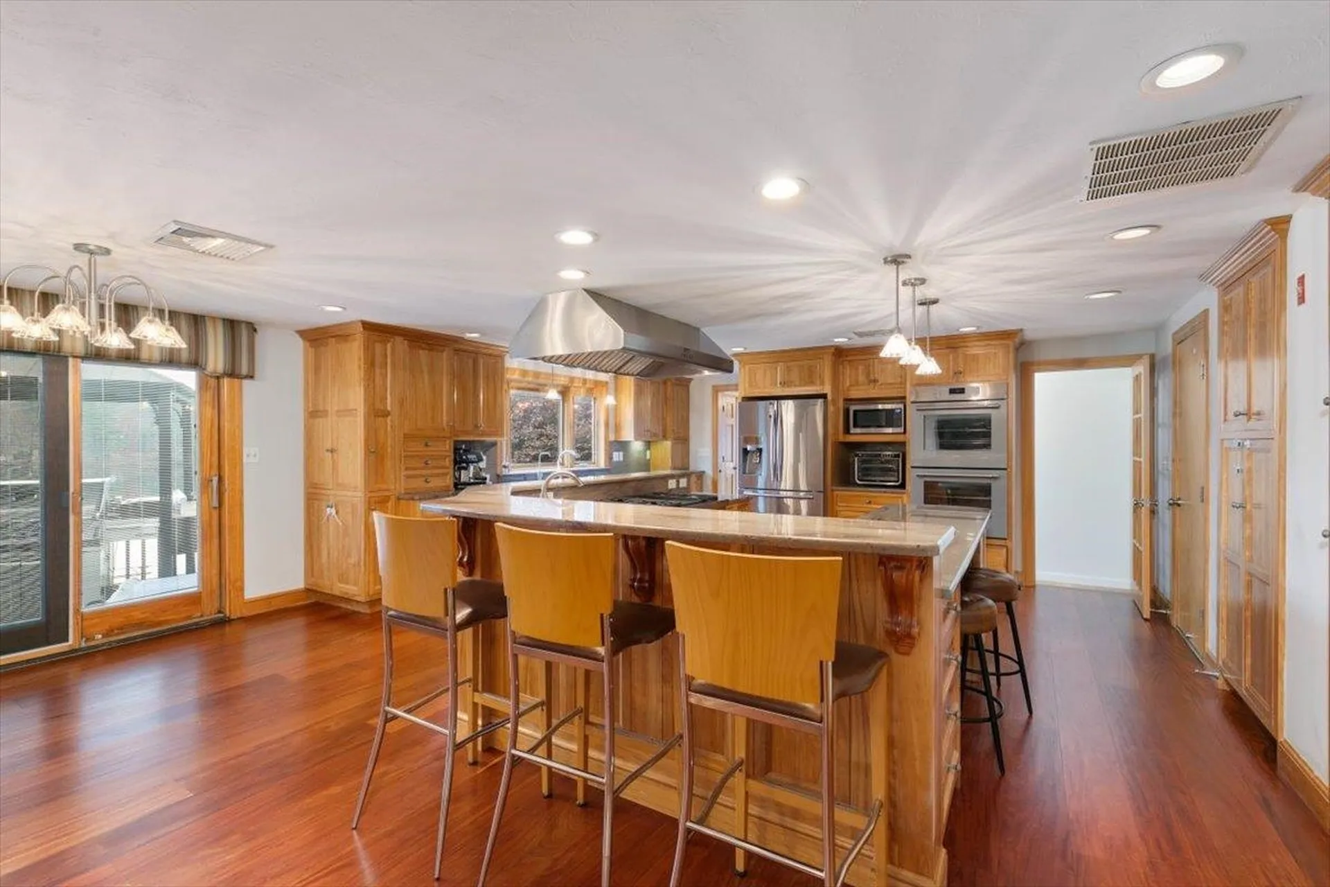 158 N Main Street Salem NH 03079