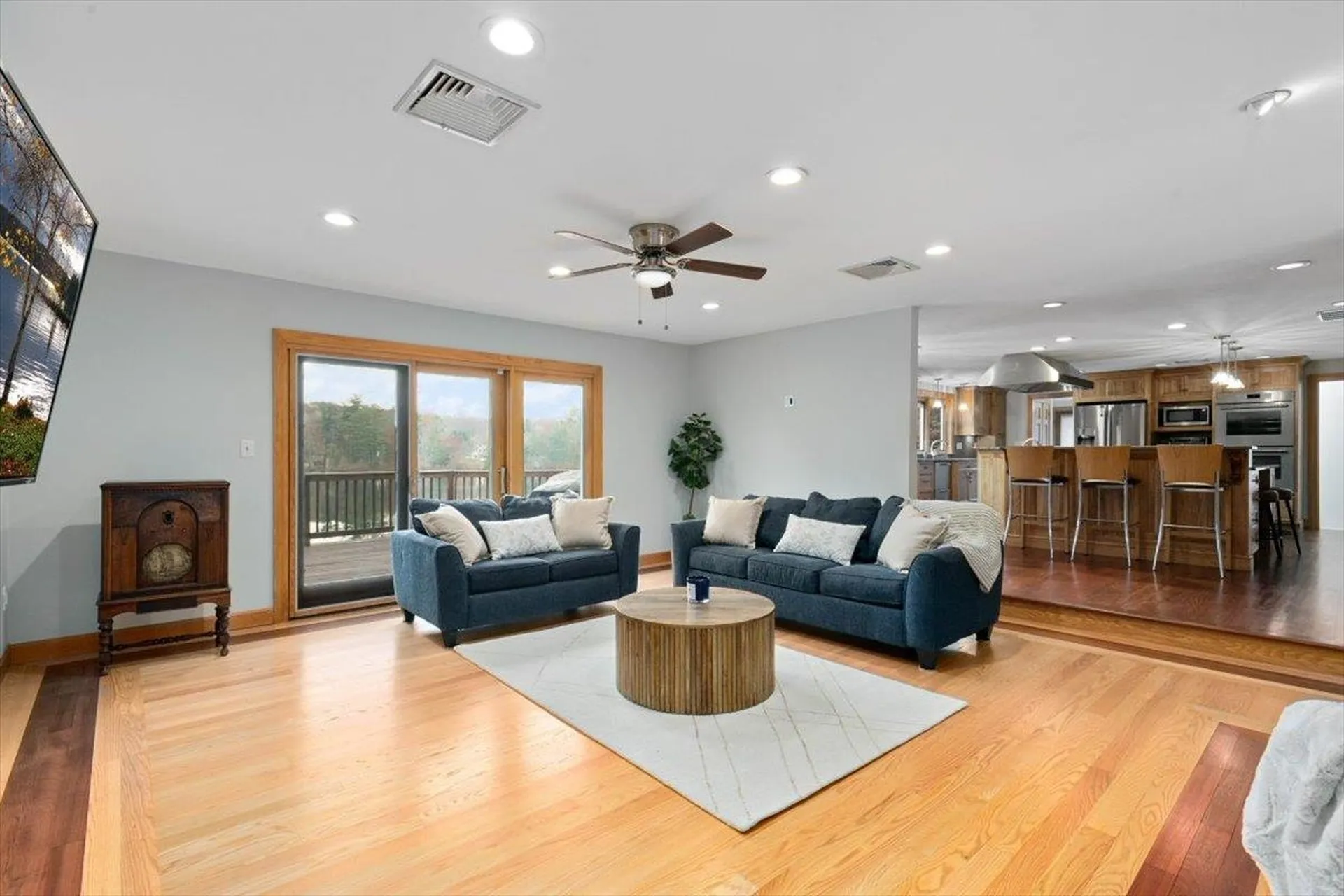 158 N Main Street Salem NH 03079