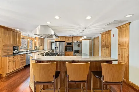 158 N Main Street Salem NH 03079