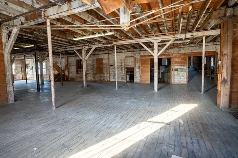 192 Railroad Street St. Johnsbury VT 05819