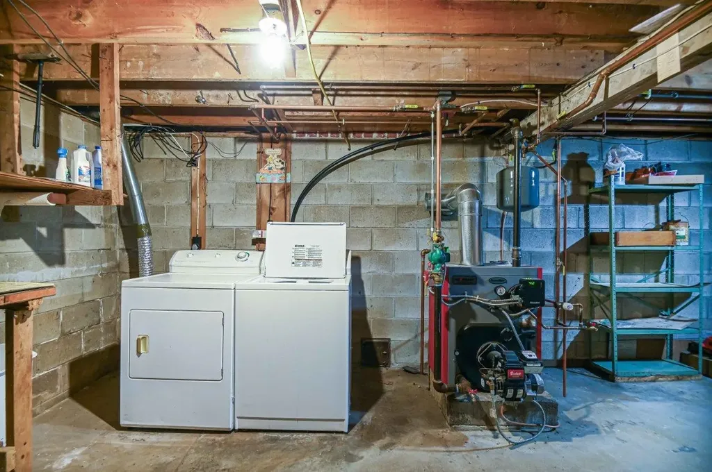 36 Governor Hill Road Eliot ME 03904