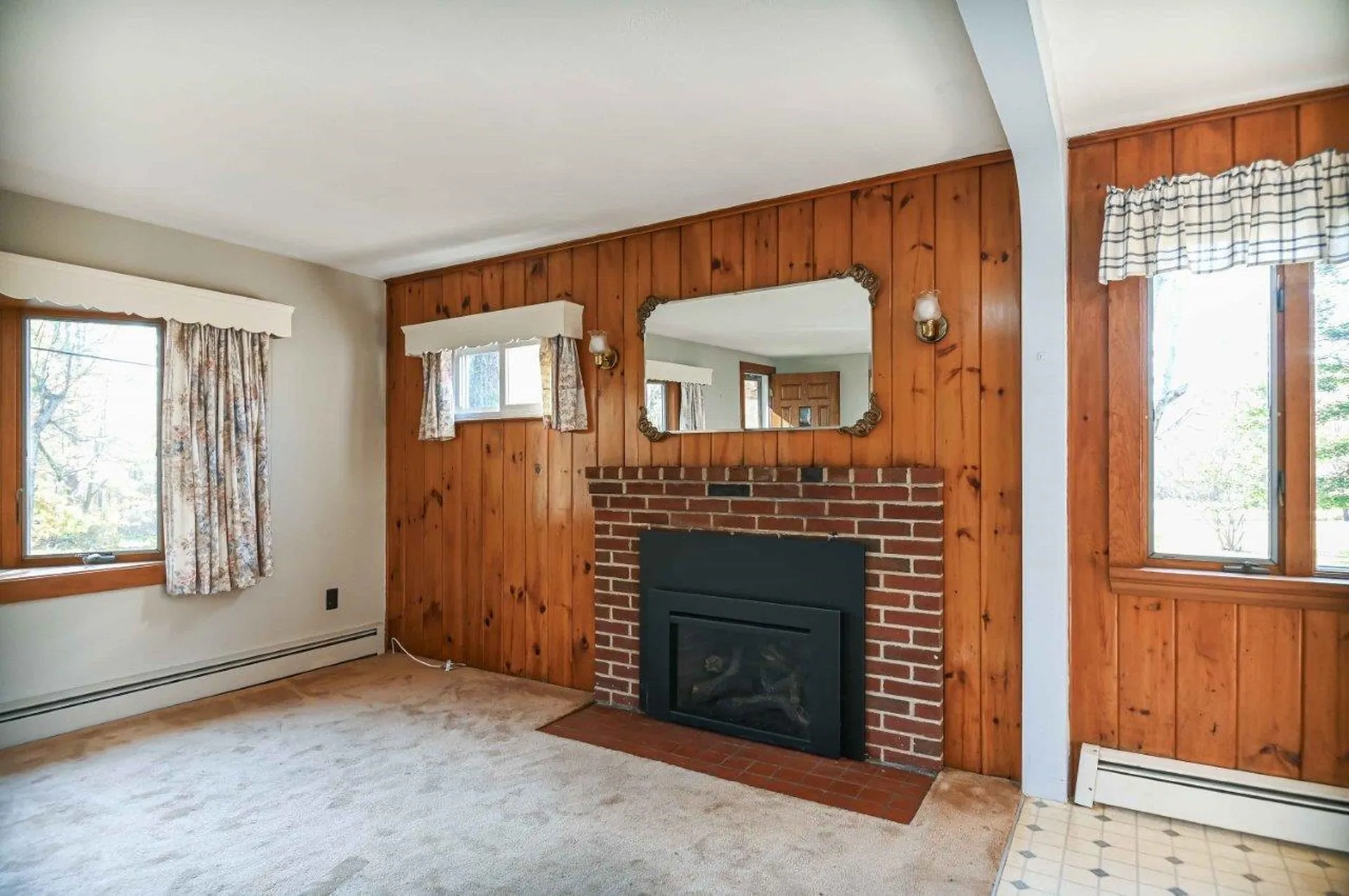 36 Governor Hill Road Eliot ME 03904