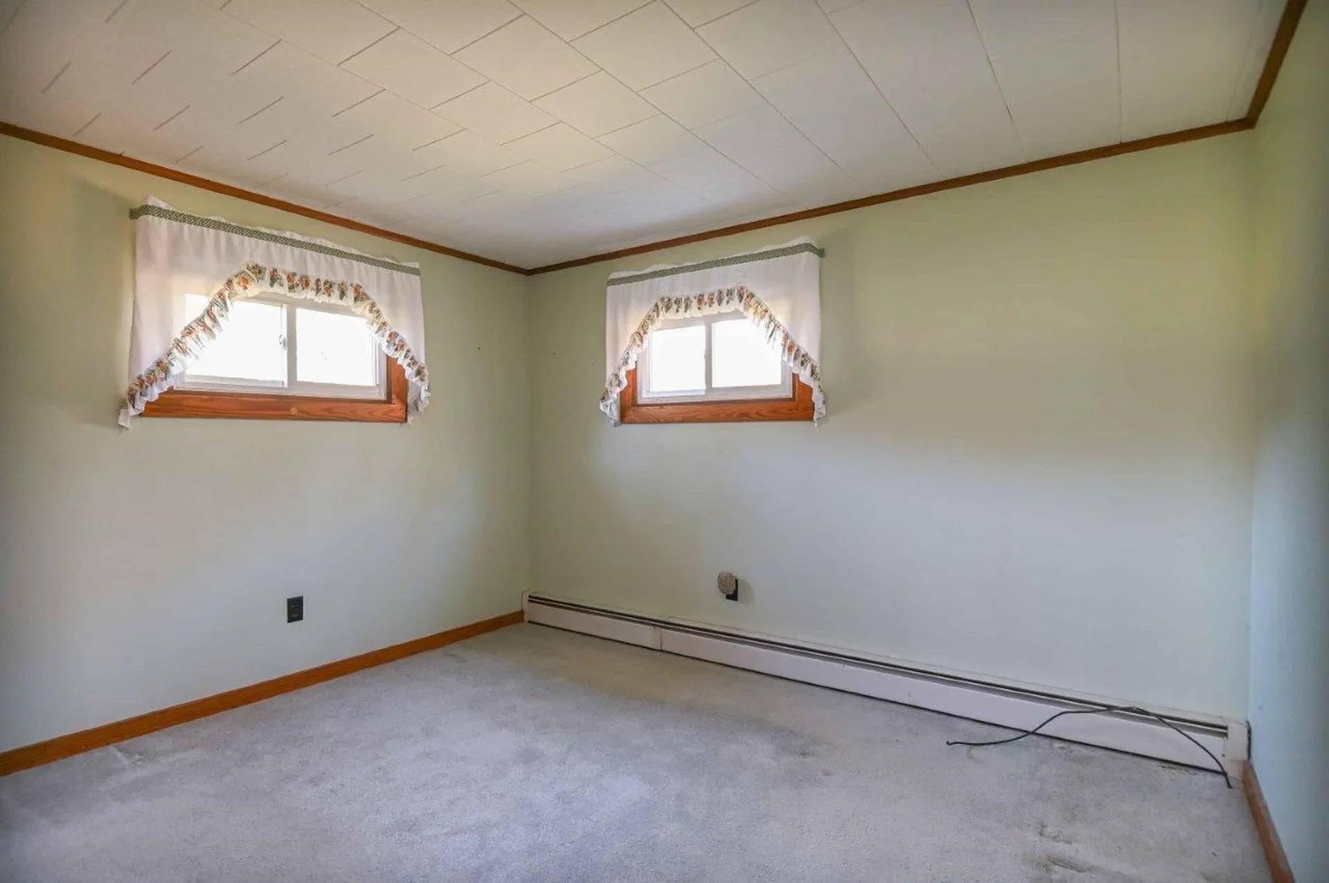 36 Governor Hill Road Eliot ME 03904