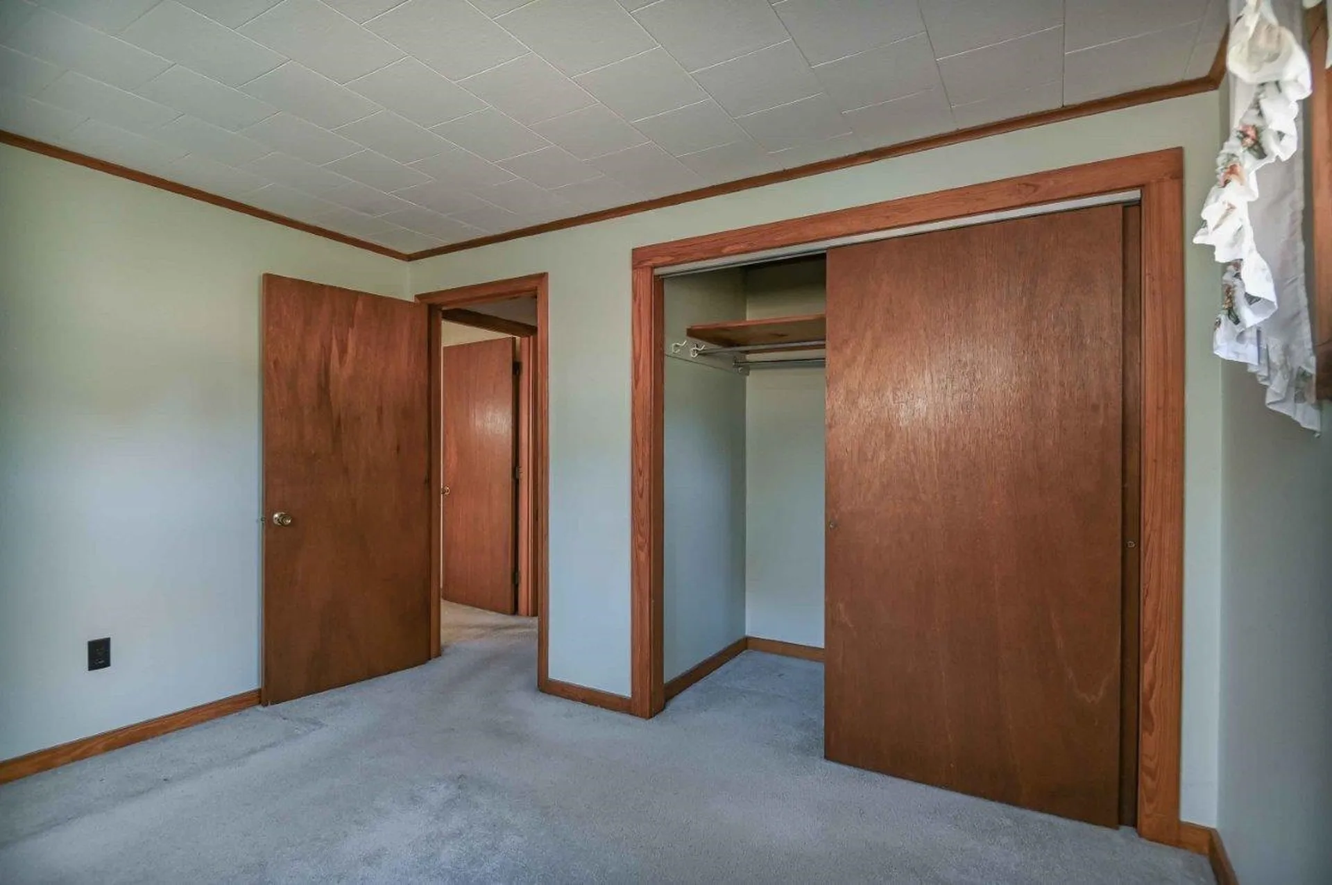 36 Governor Hill Road Eliot ME 03904