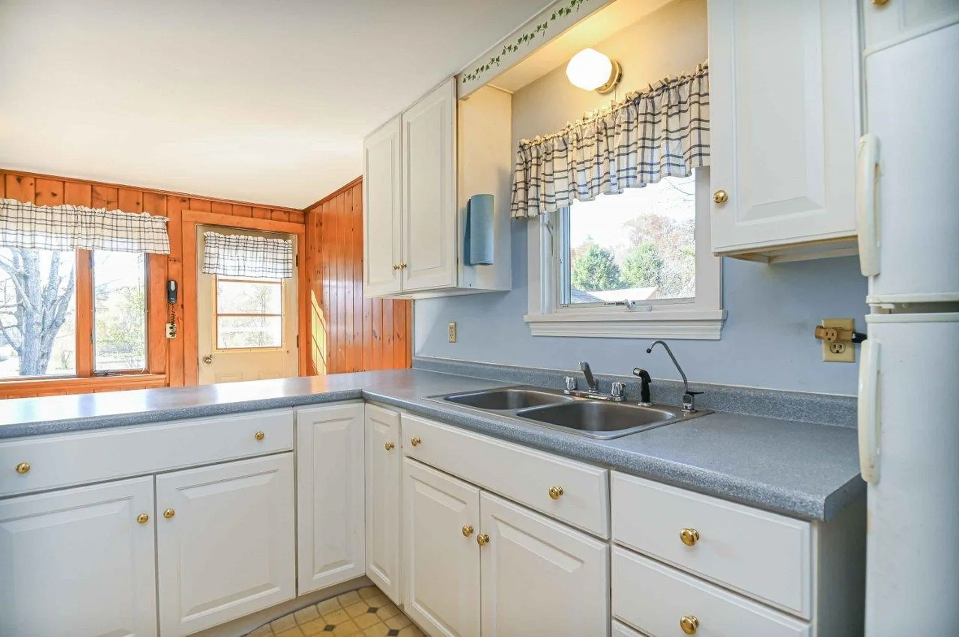 36 Governor Hill Road Eliot ME 03904