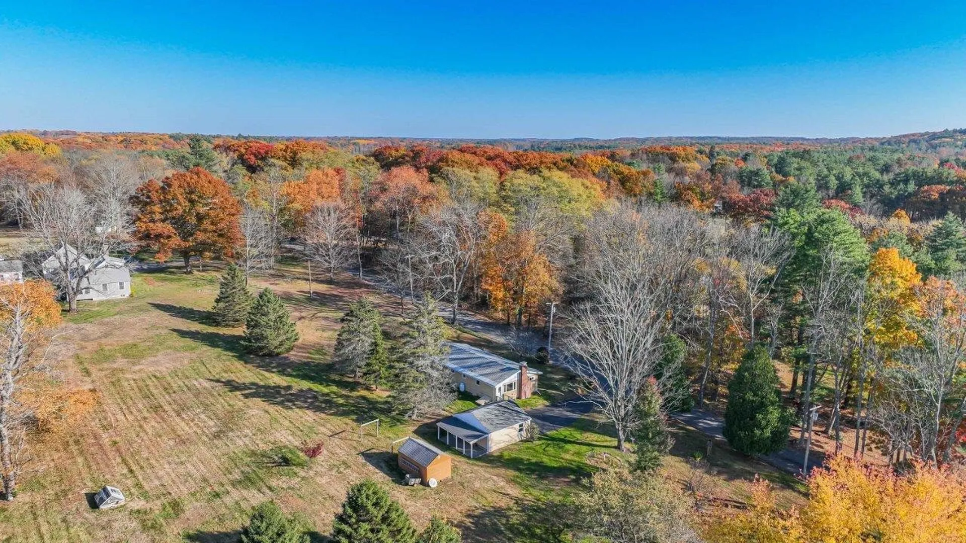 36 Governor Hill Road Eliot ME 03904